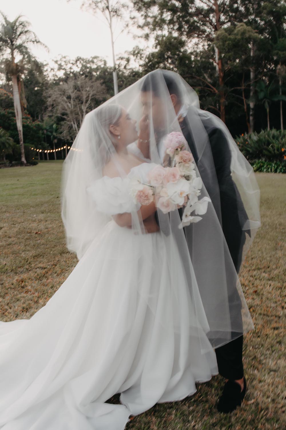 M+J442 Mel & James